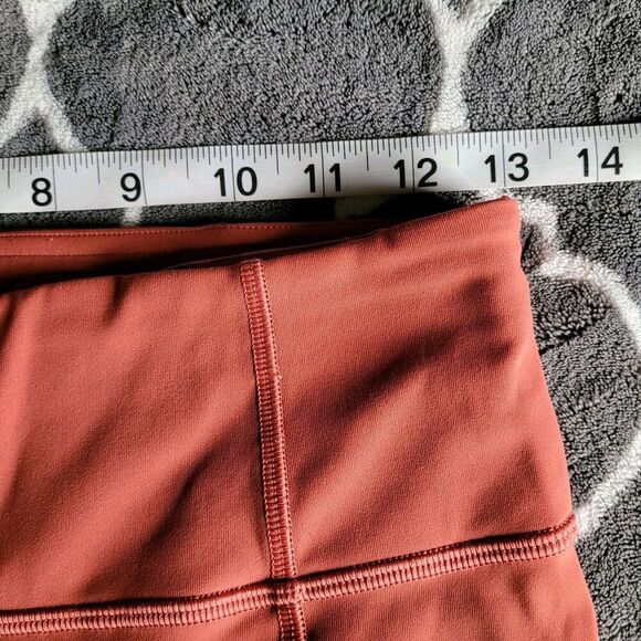 Lululemon Time To Sweat Tight 28" Brick Rose Size 6 W5BY8S Workout Side Pockets - Picture 2 of 8